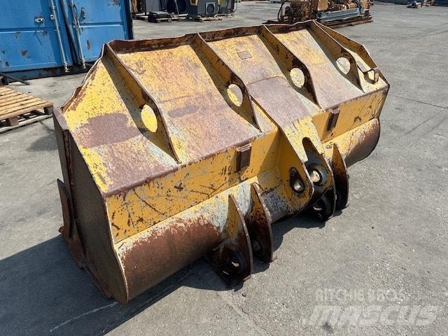 Liebherr LR 622 Kaušai