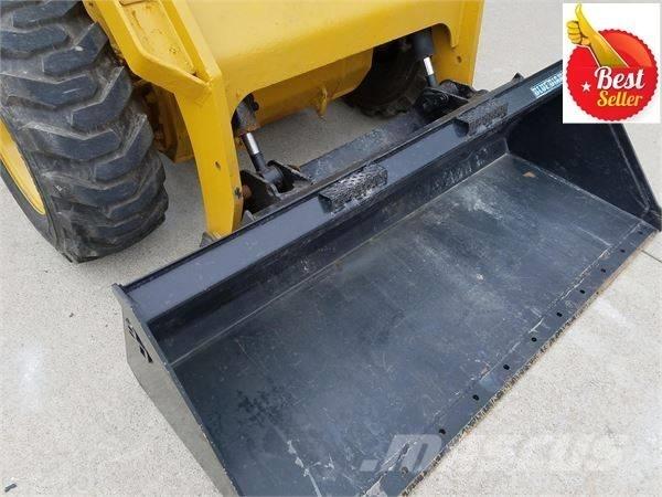 CAT 272 D Krautuvai su šoniniu pasukimu