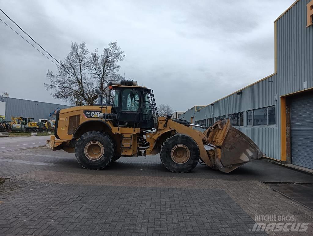 CAT 950GC Naudoti ratiniai krautuvai