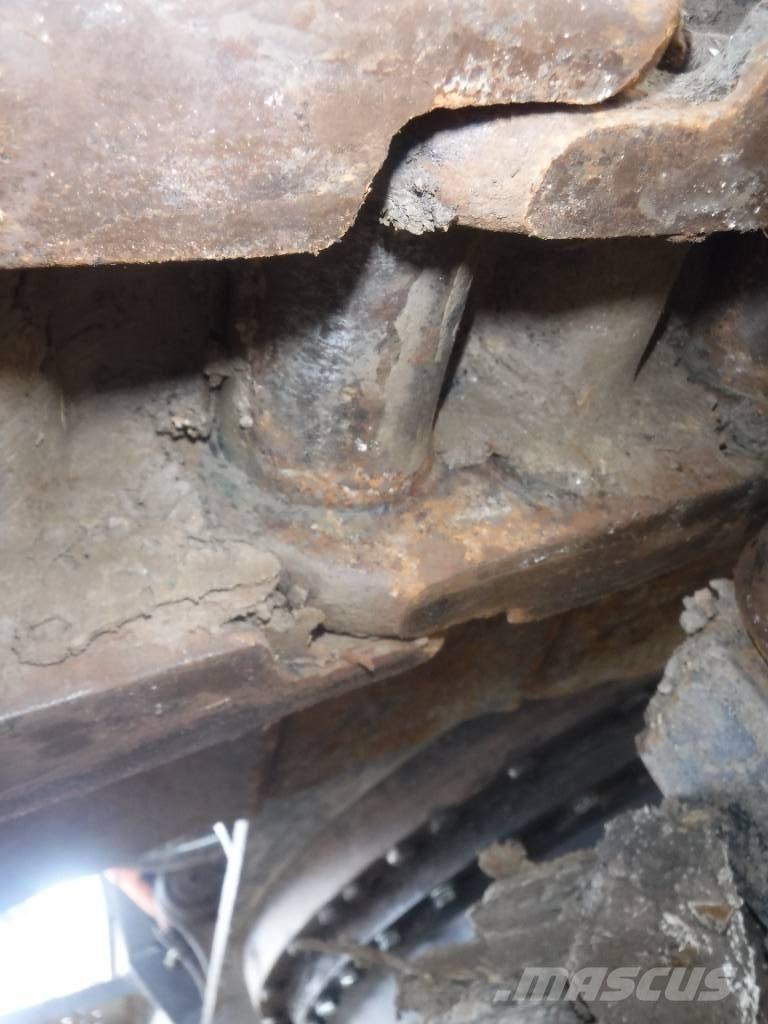 Hitachi ZX 210 LC-6 Vikšriniai ekskavatoriai