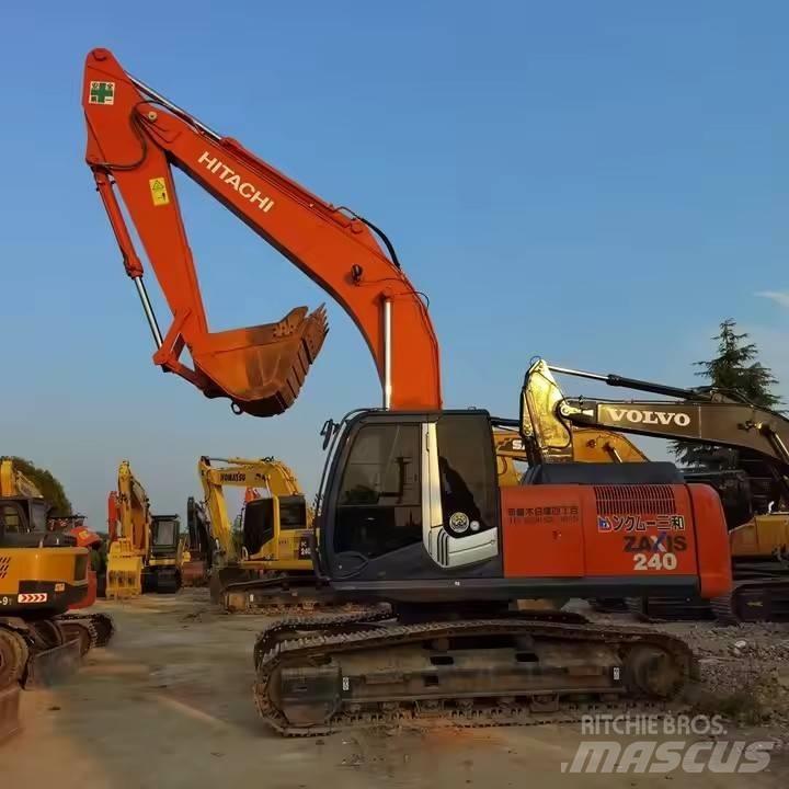 Hitachi ZX240 Vikšriniai ekskavatoriai