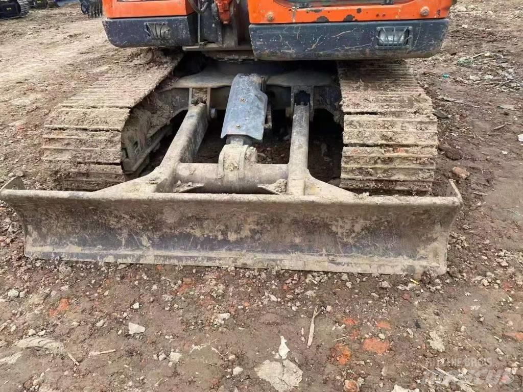 Doosan DX 75-9 Vikšriniai ekskavatoriai