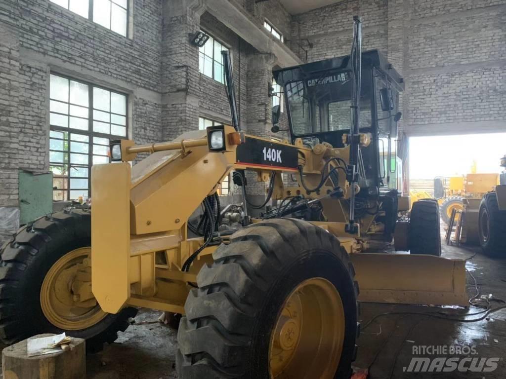 CAT 140 K Greideriai