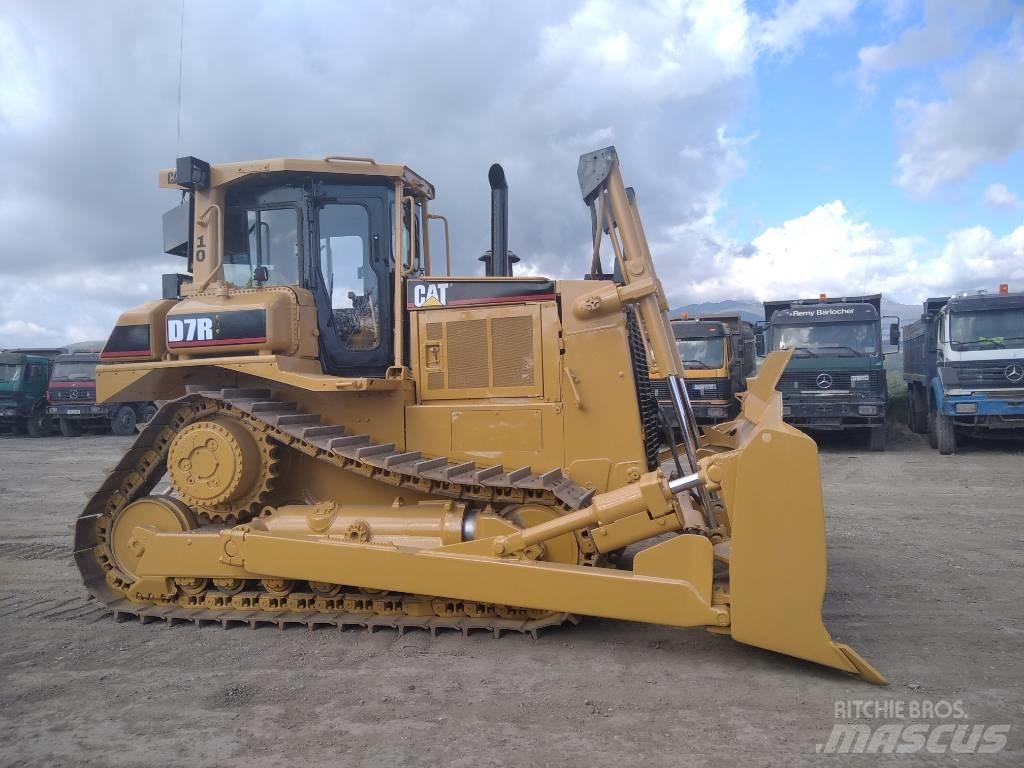CAT D 7 R Buldozeriai