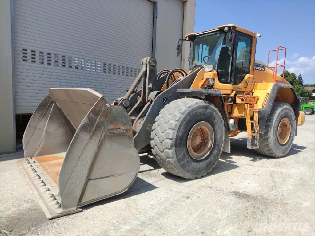 Volvo L 150 H Naudoti ratiniai krautuvai