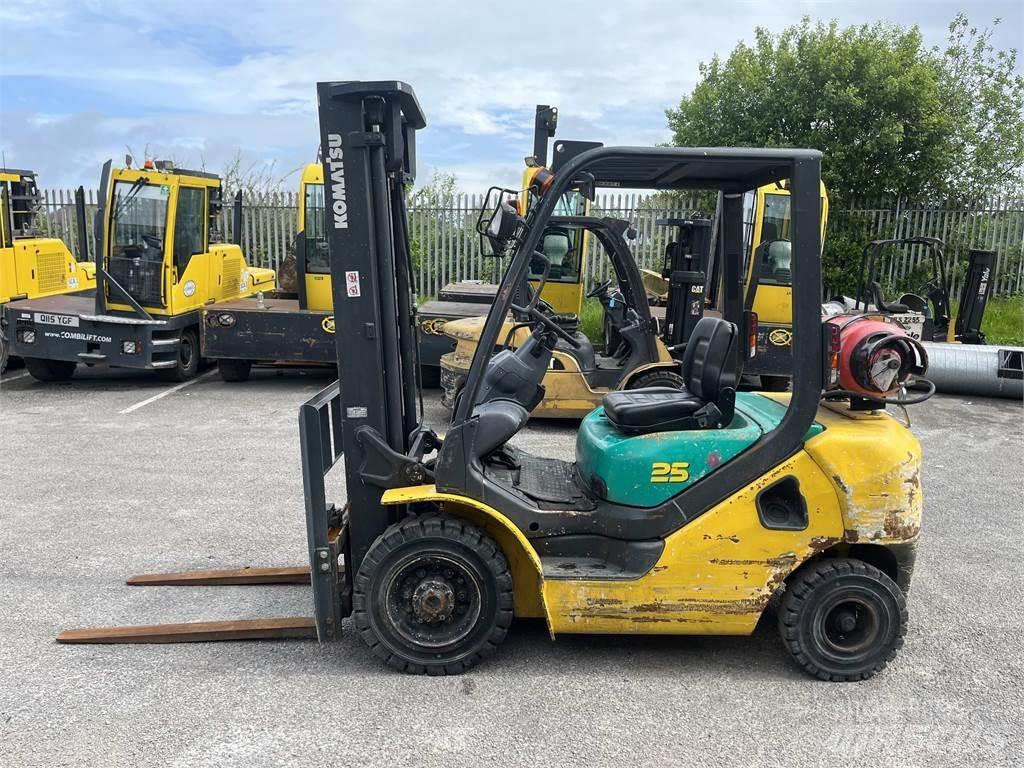 Komatsu FG25HT-16R LPG (dujiniai) krautuvai