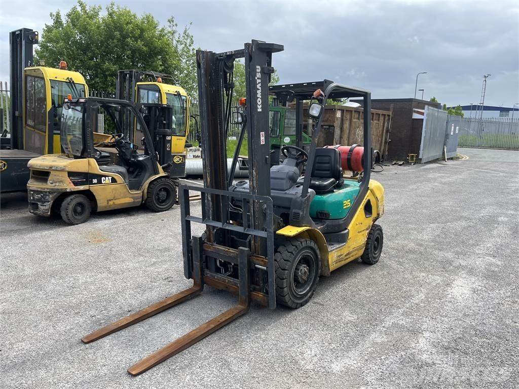 Komatsu FG25HT-16R LPG (dujiniai) krautuvai