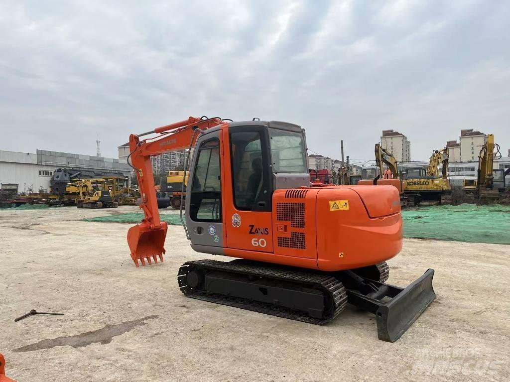 Hitachi ZX 60 Mini ekskavatoriai < 7 t