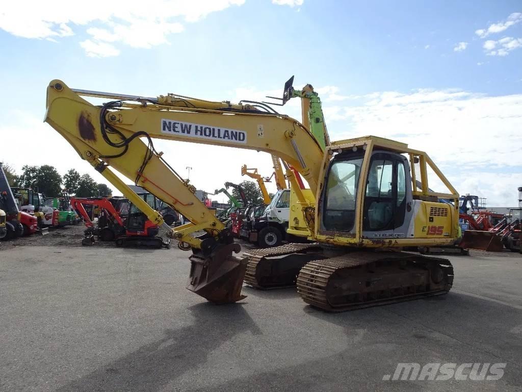 New Holland E195 Vikšriniai ekskavatoriai