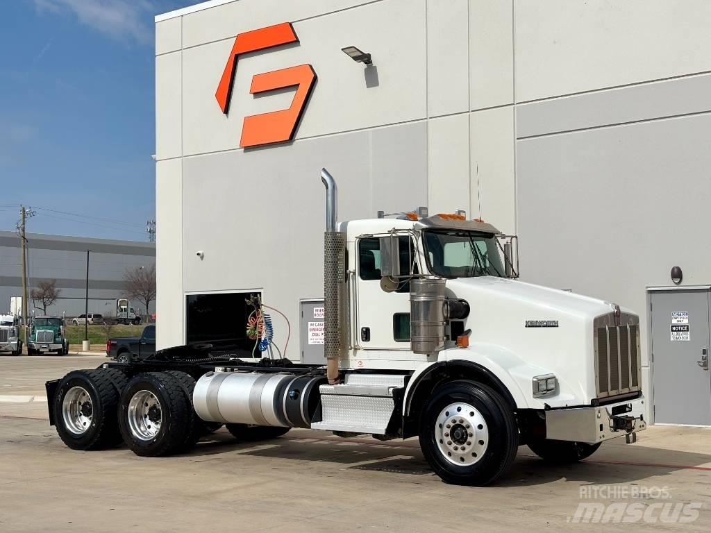 Kenworth T 800 Naudoti vilkikai