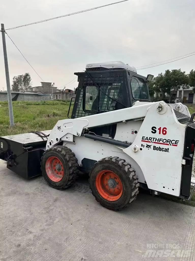 Bobcat S 16 Krautuvai su šoniniu pasukimu