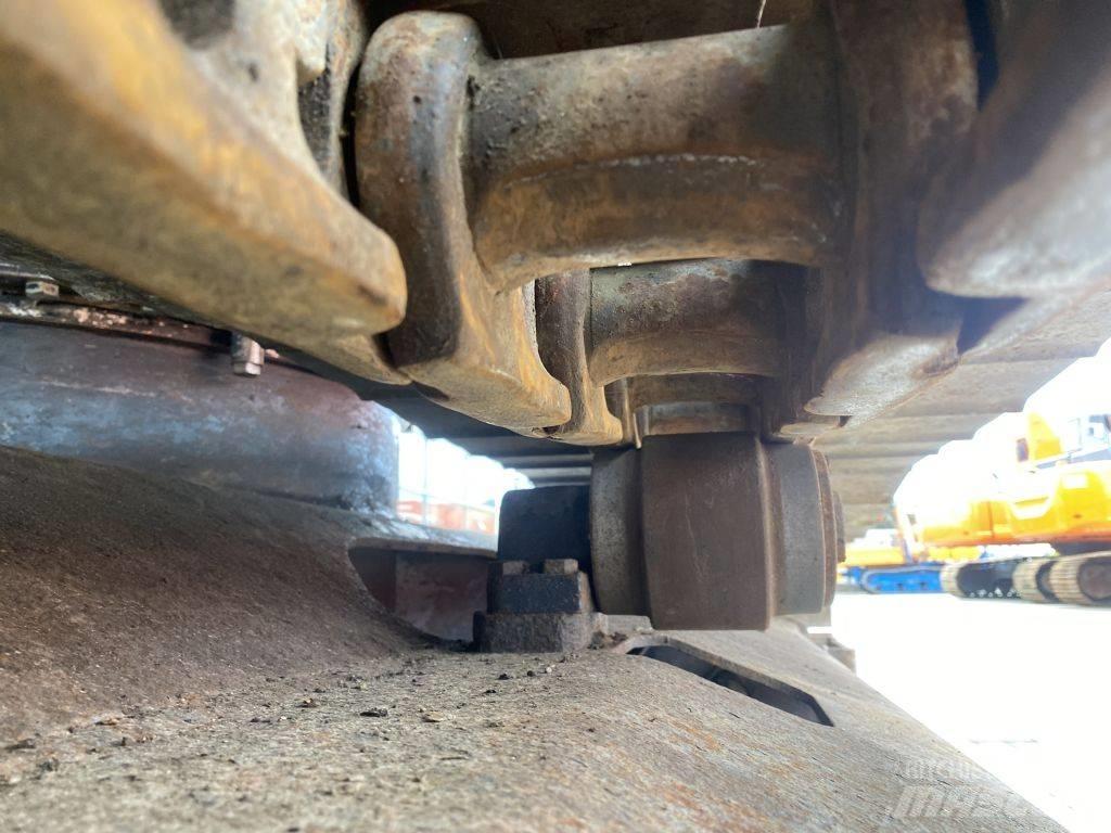Hitachi EX 150 LC 5 Vikšriniai ekskavatoriai