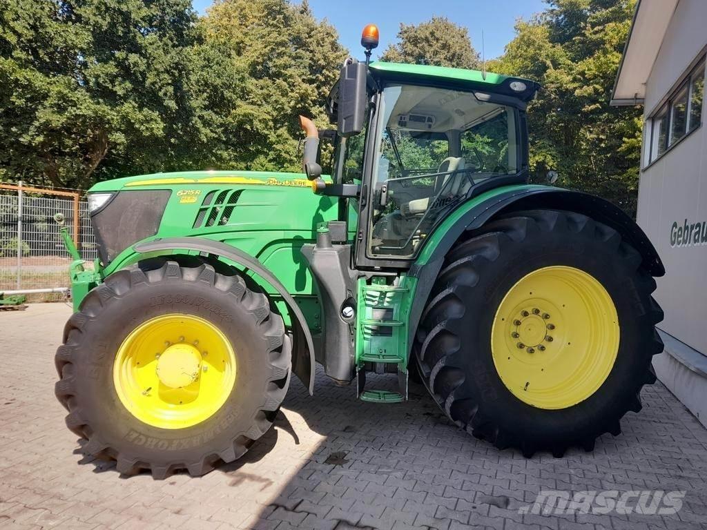 John Deere 6215R Traktoriai