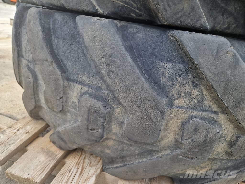 Manitou MT 1335 1440 Padangos, ratai ir ratlankiai