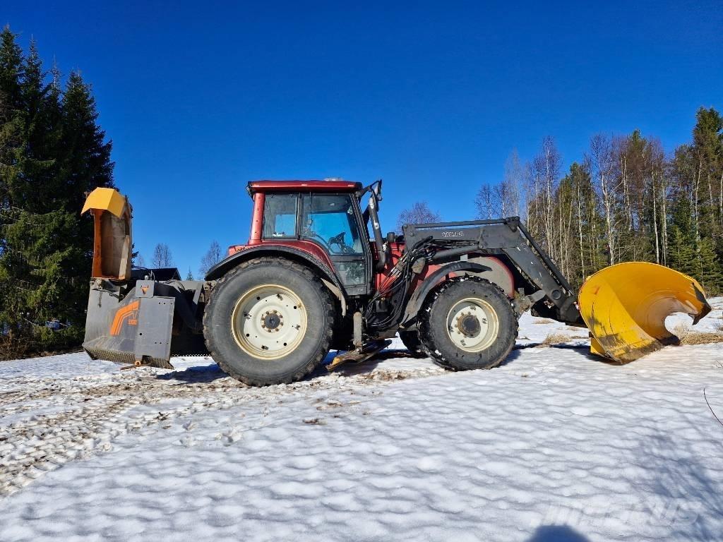Valtra T 170 Traktoriai