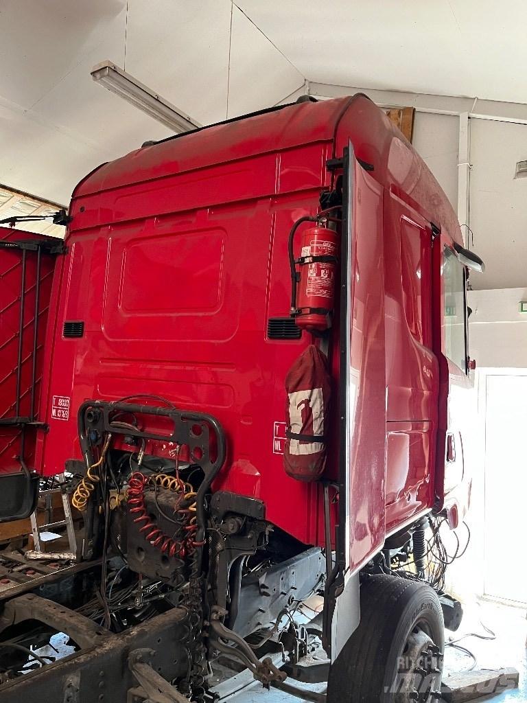 Scania CR19H Kabinos ir salonai