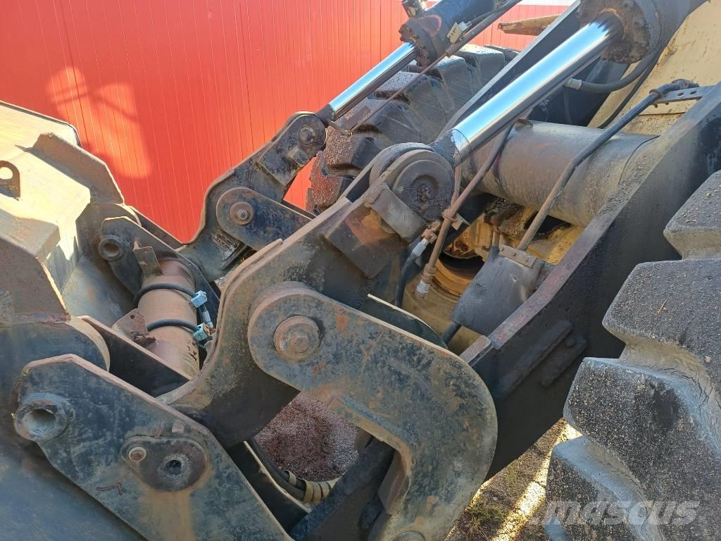 Volvo BM 4600 Naudoti ratiniai krautuvai
