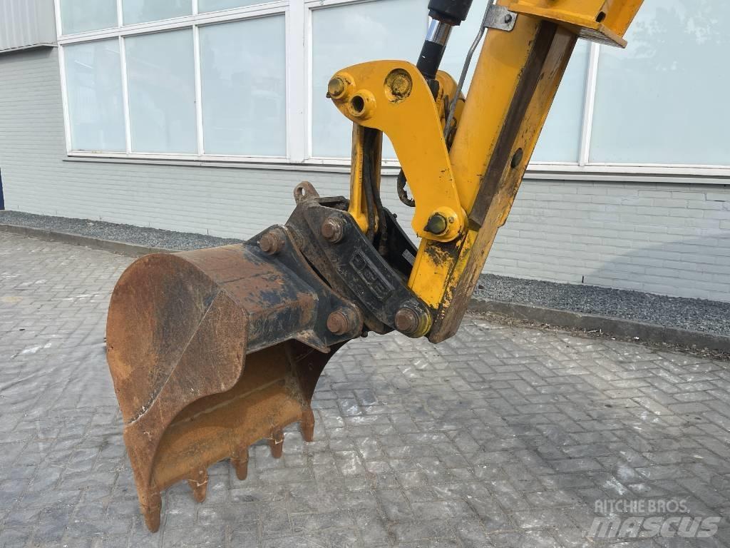 JCB 3 CX    2017    CE Ekskavatoriniai krautuvai