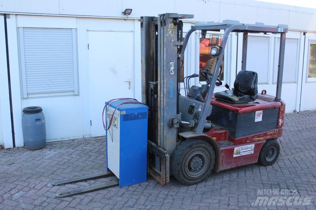 Hangcha CPD 25 Elektriniai šakiniai krautuvai