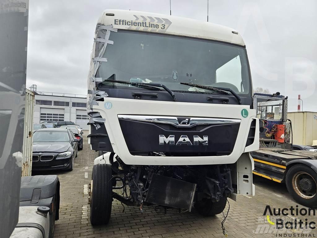MAN TGX Naudoti vilkikai