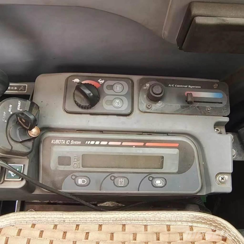 Kubota KX 183 Vikšriniai ekskavatoriai