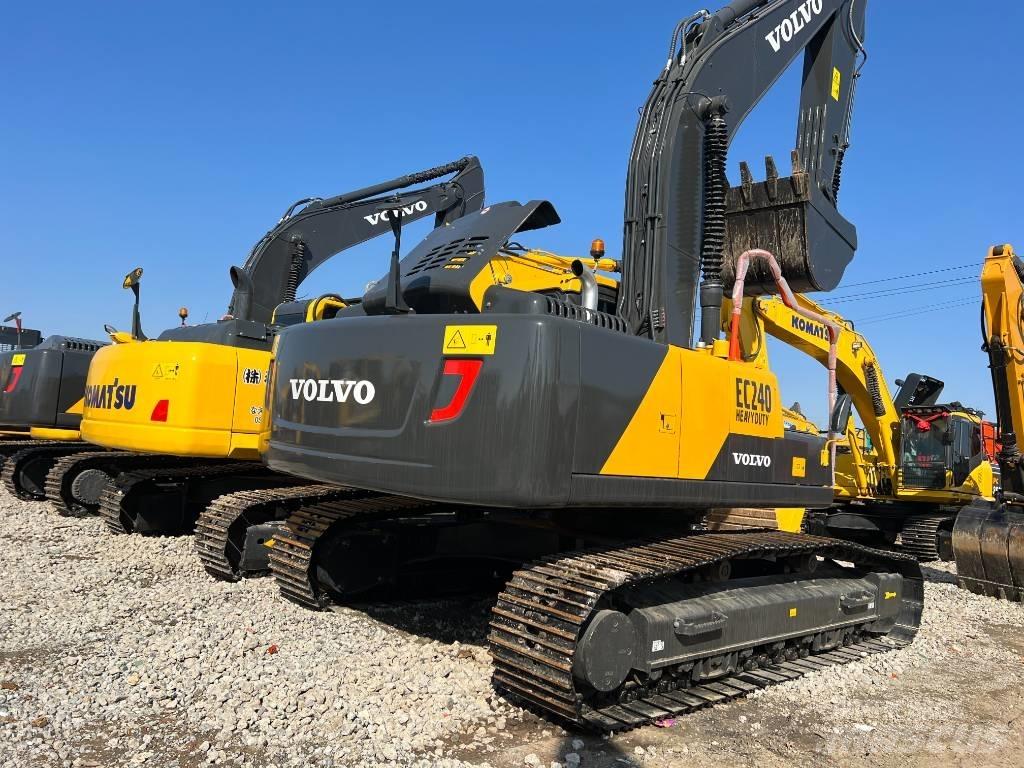 Volvo EC240DL Vikšriniai ekskavatoriai