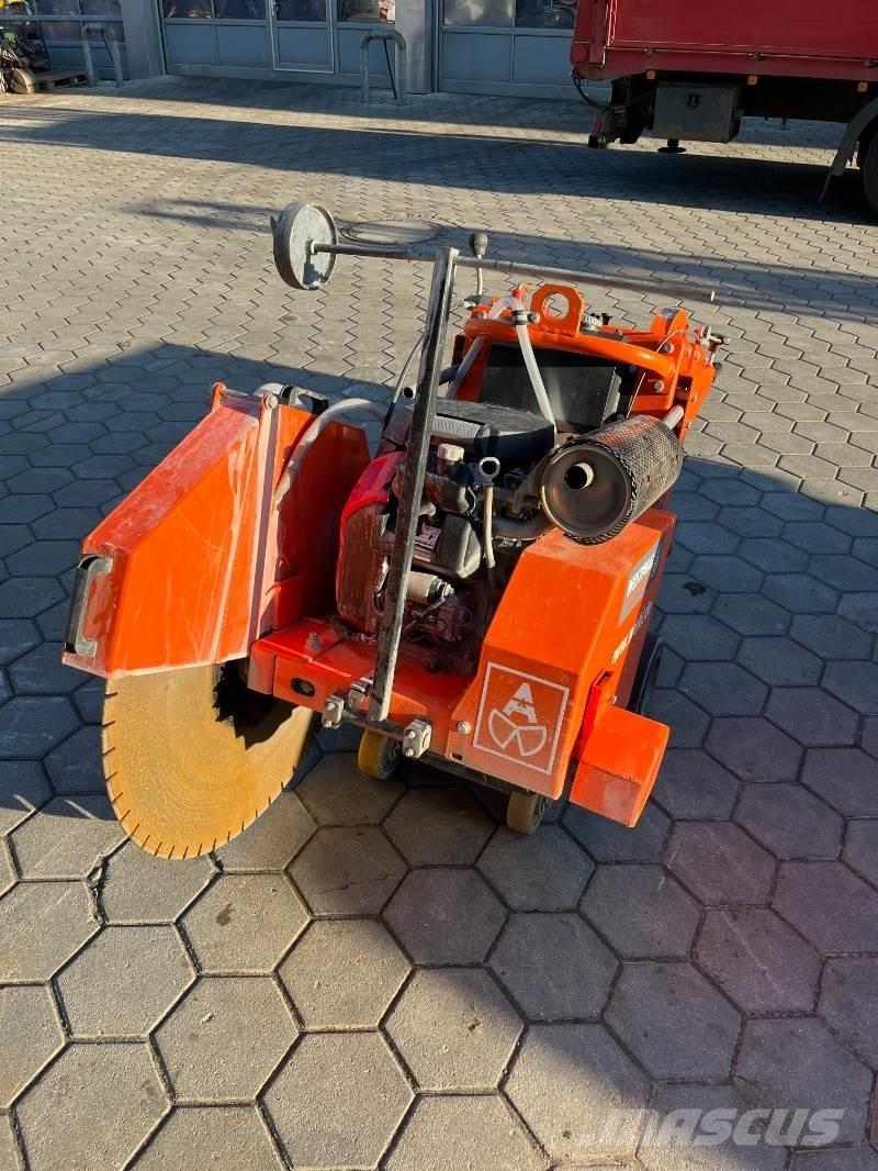  FS250B Statyba - Kita