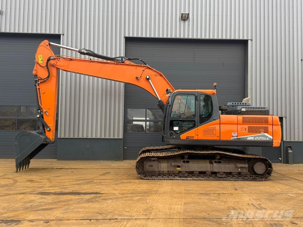 Doosan DX225LC-7 Vikšriniai ekskavatoriai