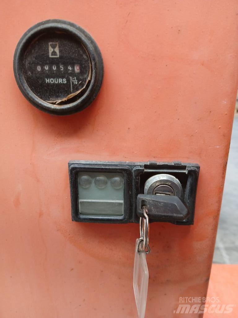 Bernards RCD 1600 Statybiniai savivarčiai sunkvežimiai