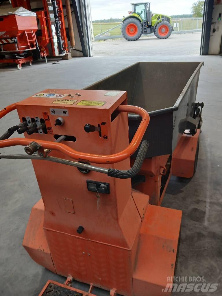 Bernards RCD 1600 Statybiniai savivarčiai sunkvežimiai