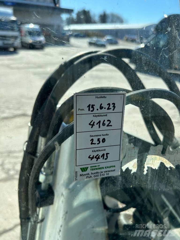 Wille 455 B Naudoti kompaktiški traktoriai