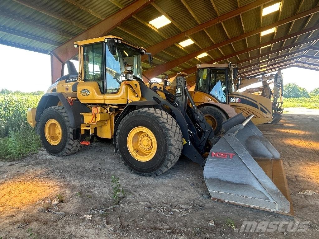 Volvo L 90 H Naudoti ratiniai krautuvai