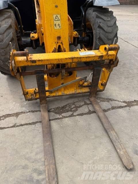 JCB 531-70 Teleskopiniai krautuvai