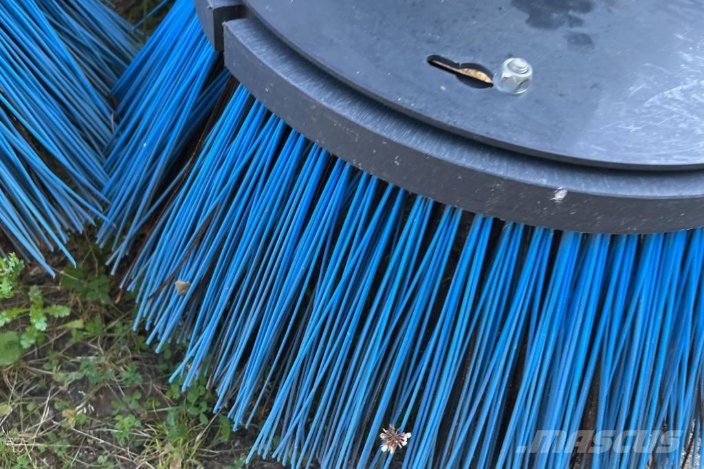 Johnston Compact 25 Šlavimo technika