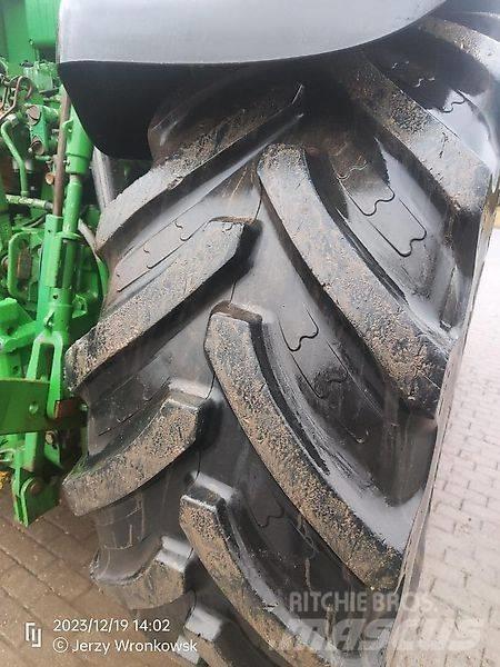 John Deere 7530 Traktoriai