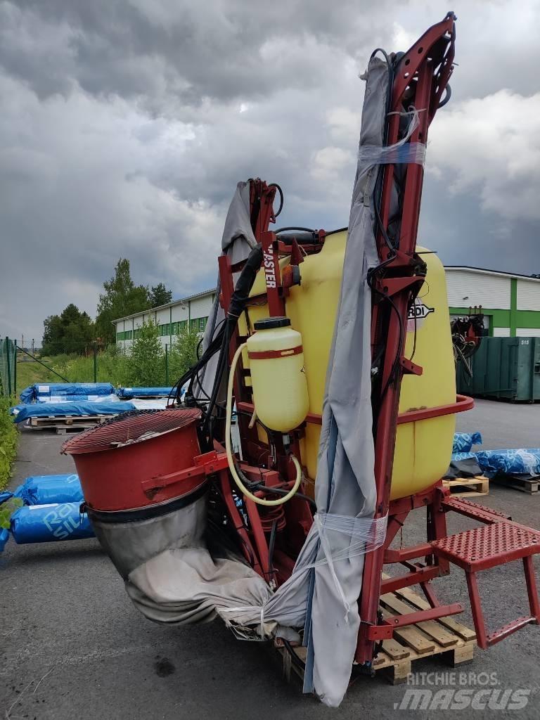 Hardi Master Twin Įmontuoti purkštuvai
