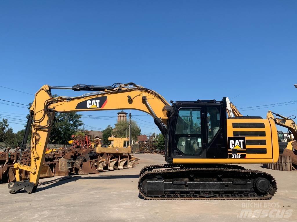 CAT 318F Vikšriniai ekskavatoriai