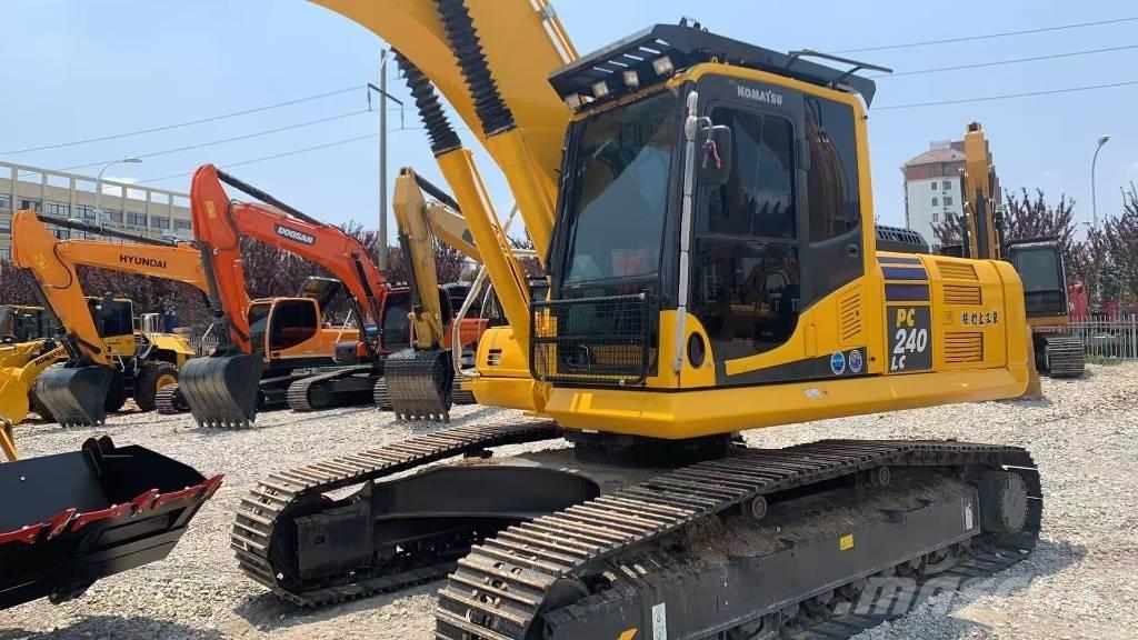 Komatsu PC 240 LC Vikšriniai ekskavatoriai