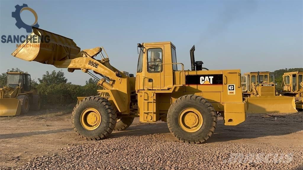 CAT 950E Naudoti ratiniai krautuvai
