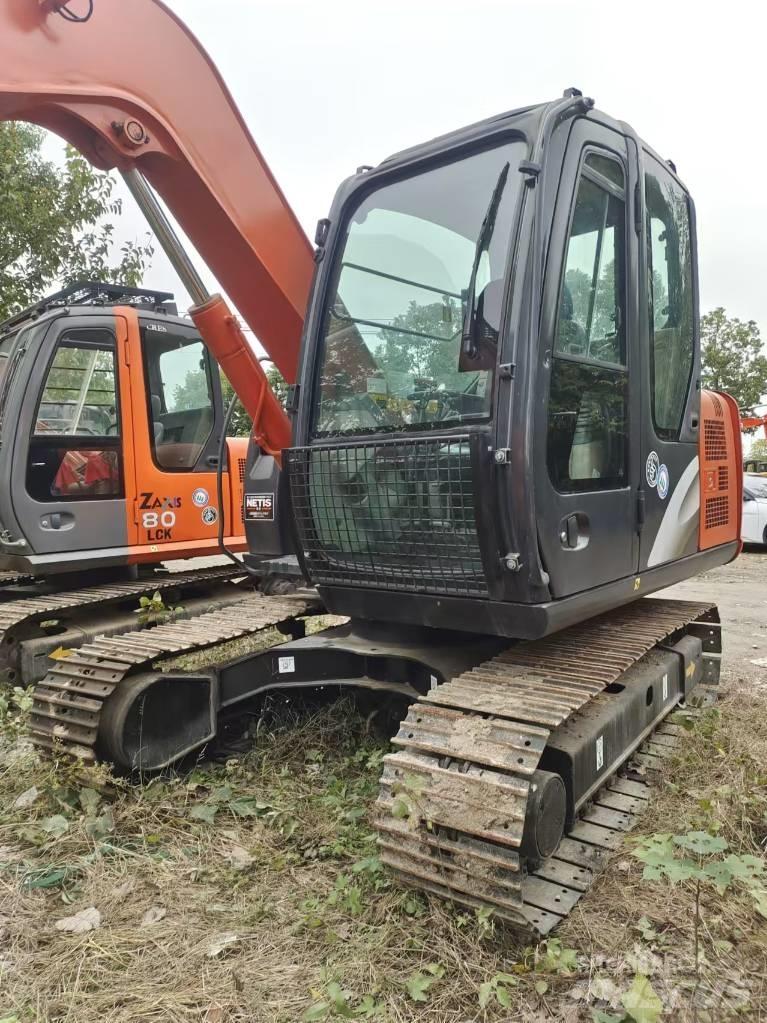 Hitachi ZX 70 Vidutinės galios ekskavatoriai 7-12 t