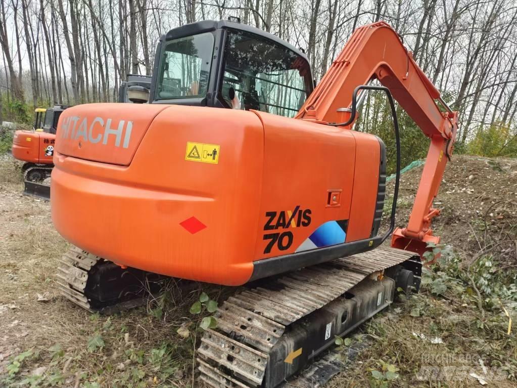 Hitachi ZX 70 Vidutinės galios ekskavatoriai 7-12 t