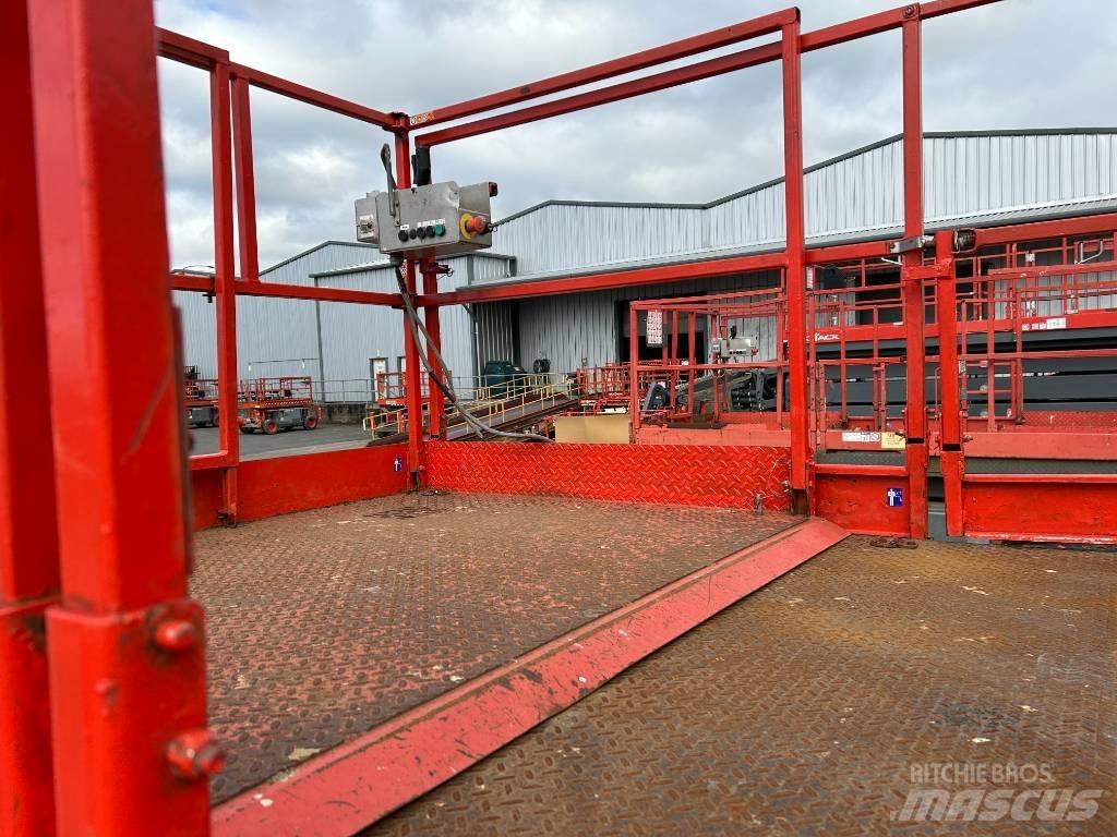 SkyJack SJ 8841 RT Žirkliniai keltuvai