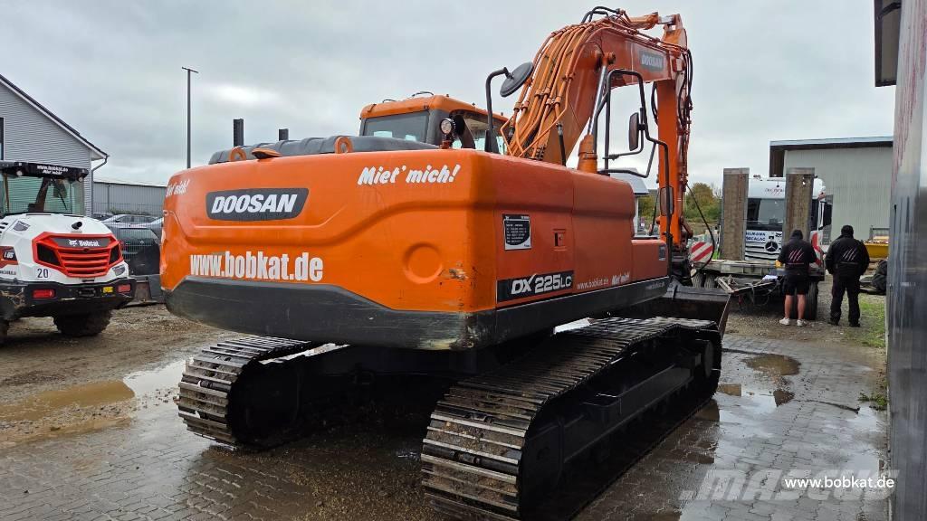 Doosan DX 225 LC Vikšriniai ekskavatoriai