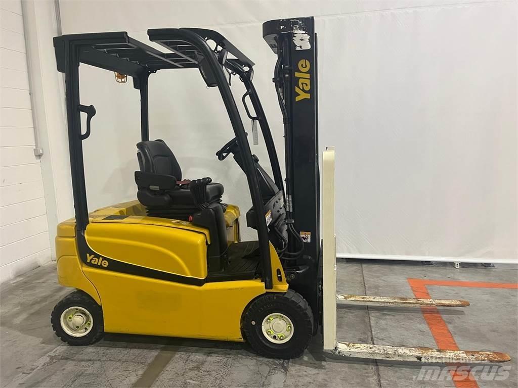 Yale ERP16 VF Elektriniai šakiniai krautuvai
