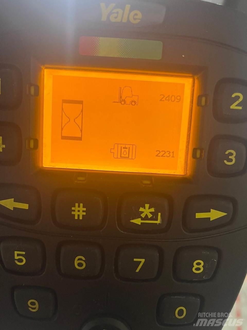 Yale ERP16 VF Elektriniai šakiniai krautuvai