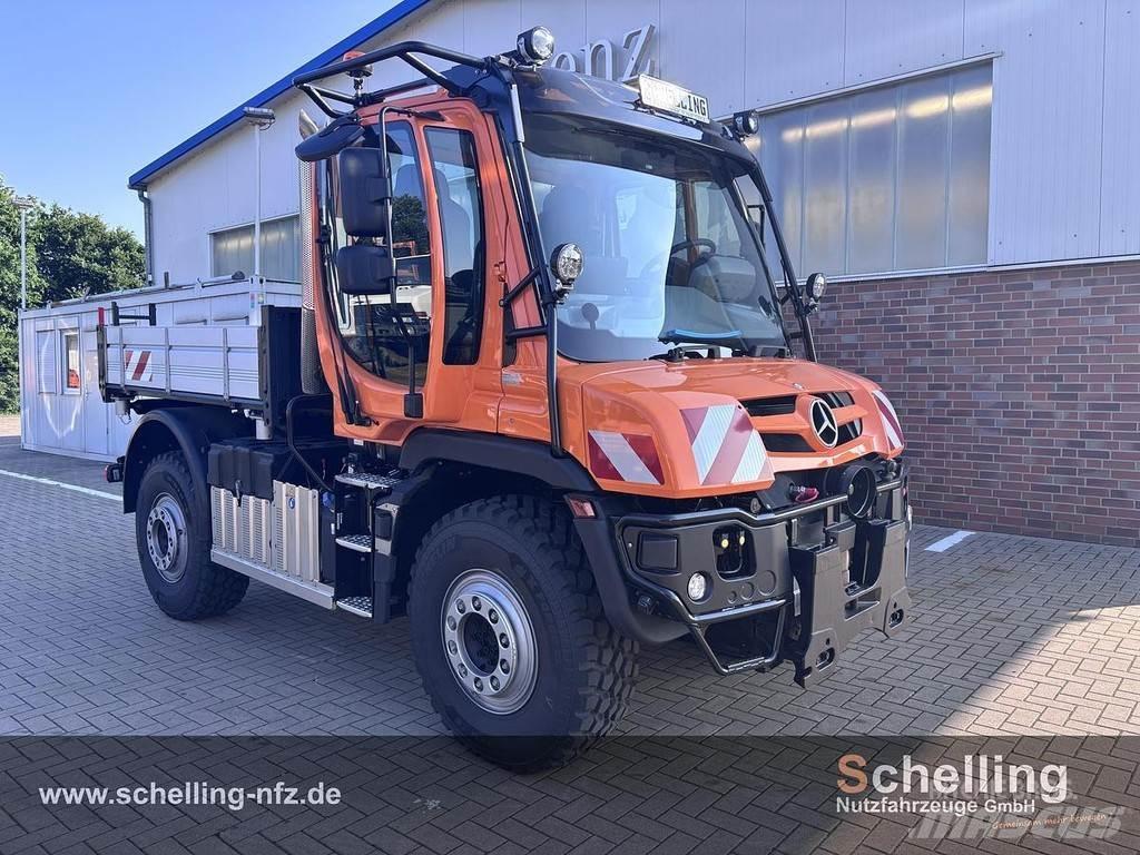 Mercedes-Benz U427 Kita