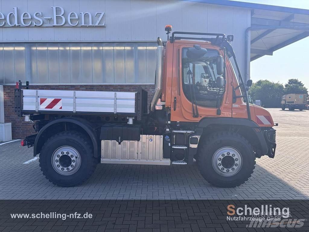 Mercedes-Benz U427 Kita