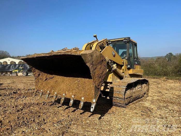 CAT 973C - Specialūs ekskavatoriai
