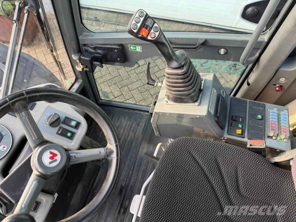 Wacker WL52 Naudoti ratiniai krautuvai