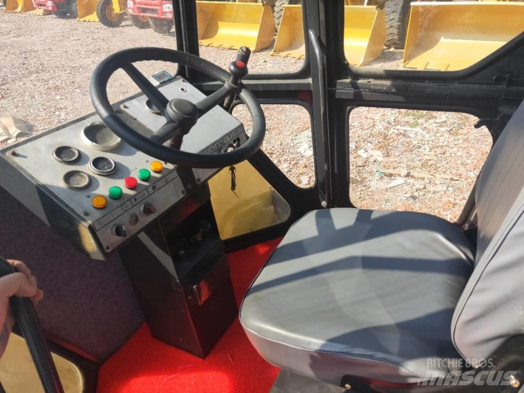 Dynapac CA301D Vieno būgno volai